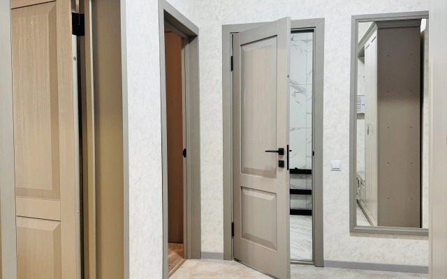 Dvukhkomnatnaya v Tsentre u Parka Flat