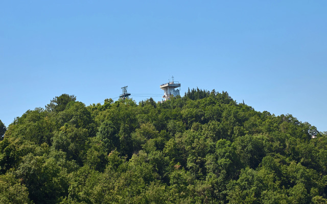 Апартаменты Фестивальный Lamare с Балконом и Видом на Парк Дендрарий