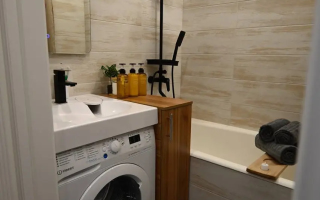 Квартира с дизайнерским ремонтом Rent House в центре