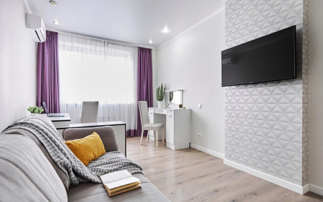 Zamechatelnaya V Samom Tsentre Goroda Flat