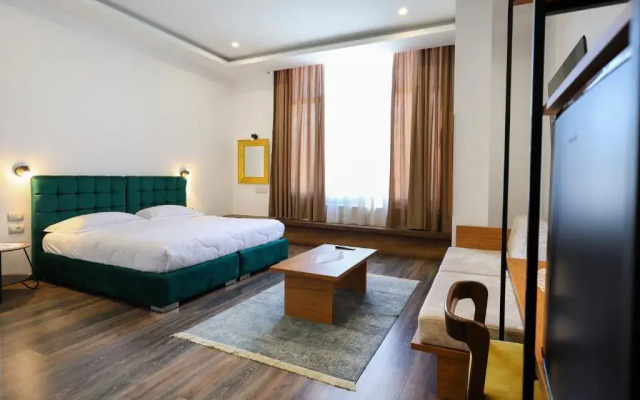 Republika Hotel