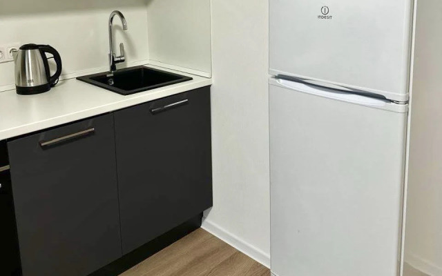 Uyutnaya Studiya Ryadom S Tomilinskim Lesoparkom Flat