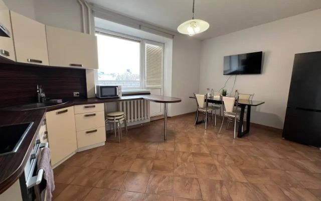 Prostornaya Kvartira V Istoricheskom Tsentre Flat