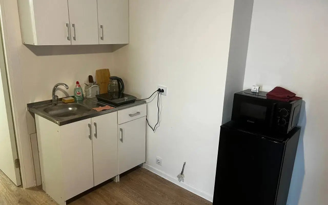 Balkanskaya Doroga Studio Flat