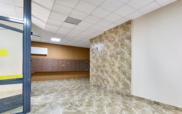 Apart Loren Flat