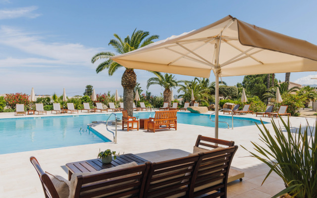 Отель Corsica & Spa Serena