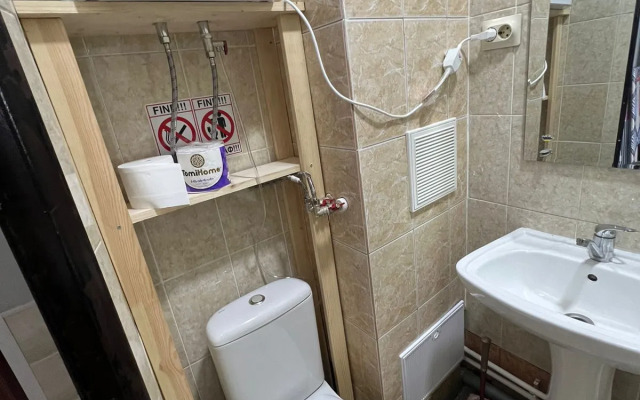Uyutnaya Studiya V Samom Tsentre Apartments