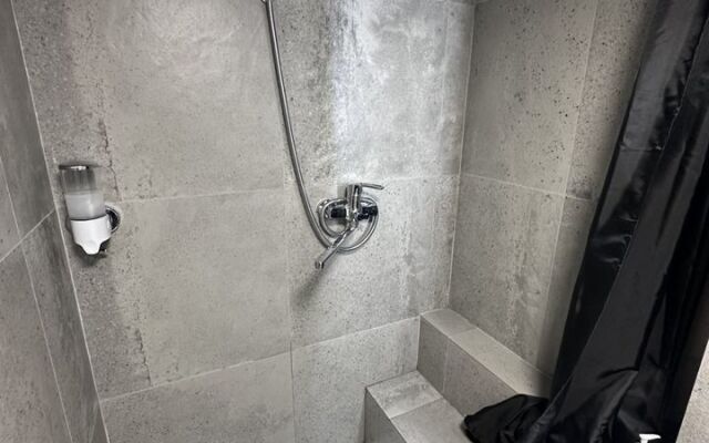 Апартаменты Izzzi 020