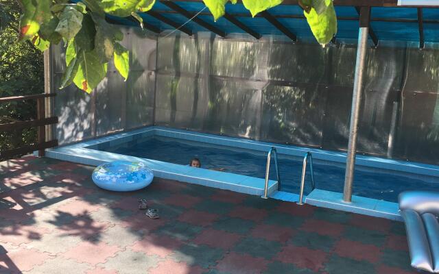 Nika Guest House