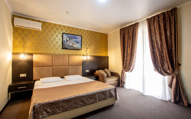 Golden Kids Hotel