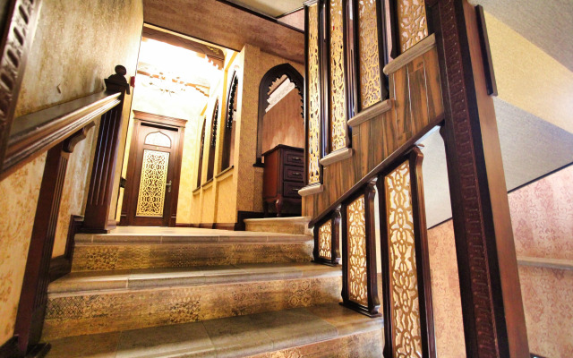 Отель Royal Historical Palace