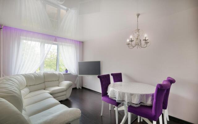 Laguna House Apartments