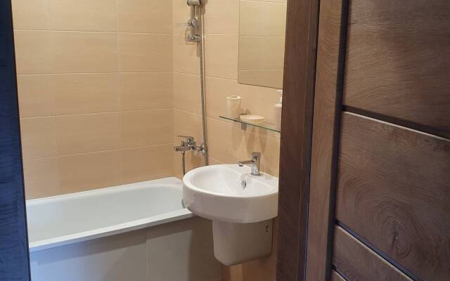 Na Novo-Revolyutsionnoy Guest House