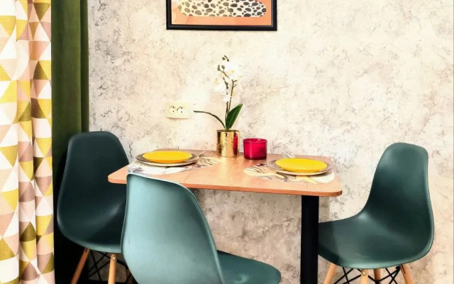 Квартира Уютная 1к На Октябрьском Проспекте