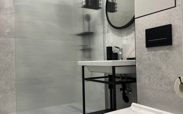 Dizaynerskaya na Zapadnom plyazhe Flat