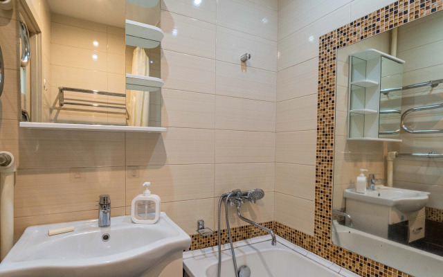 Апартаменты Двухкомнатные на Шелеста 112