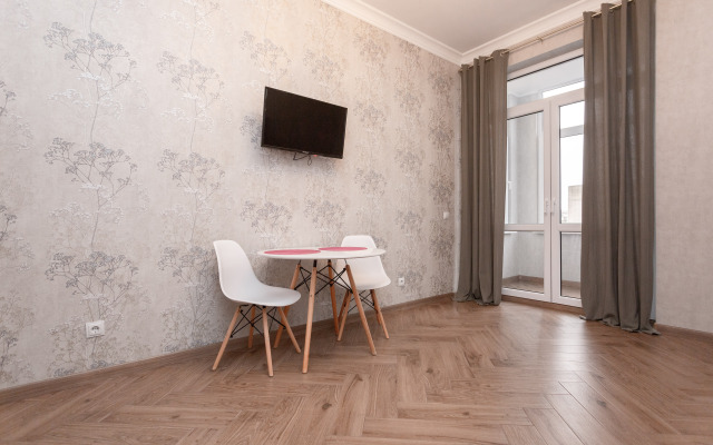 Апартаменты на Севастьянова