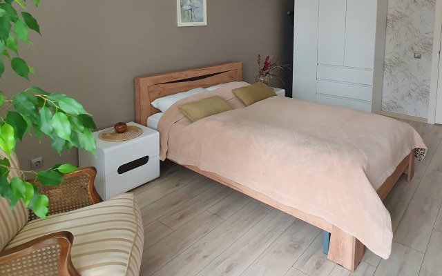 Zolotye Dyuny Flat
