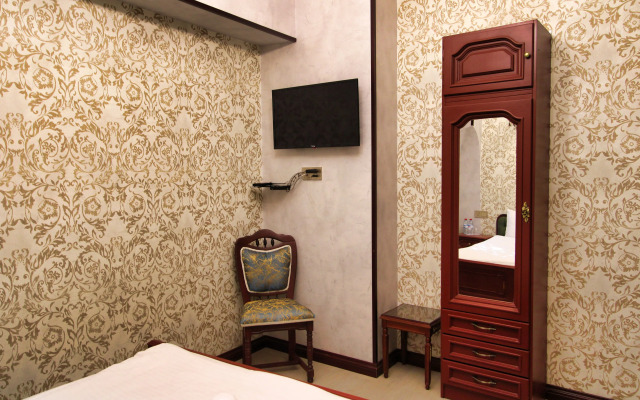 Отель Royal Historical Palace