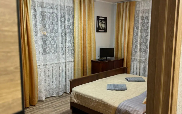 Uyutnaya Kvartirka U Naberezhnoy Apartments