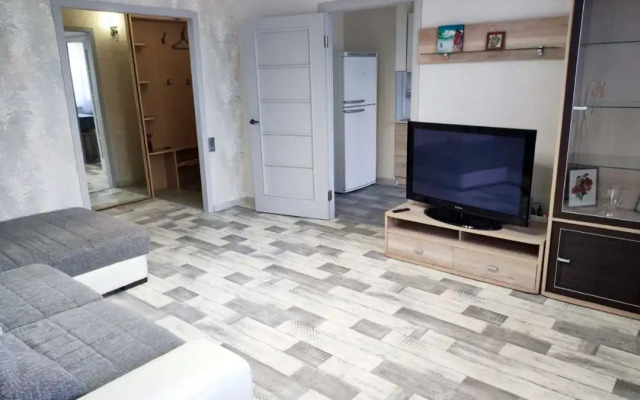 Квартира на Тополиной улице