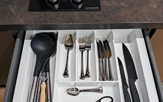 Апартаменты Новые уютные Клен в доме бизнес-класса с охраной