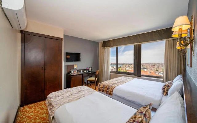 Pera Rose Hotel