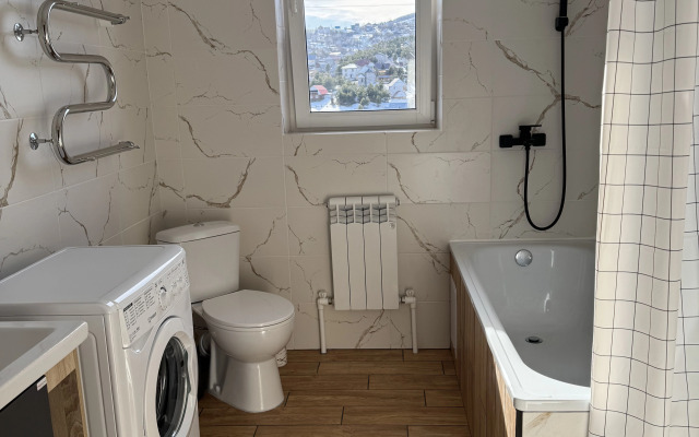 Частный дом новый в черте города