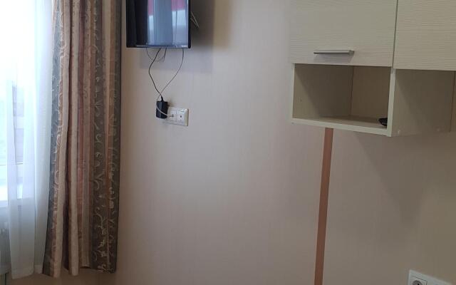 Apartments on Yunaya 7