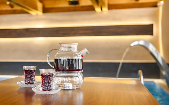 Времена года Чегет