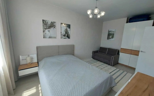 Квартира с Бacсeйнoм в Живoпиcнoм Мeсте ЖК Нolidаy Hоuse 109