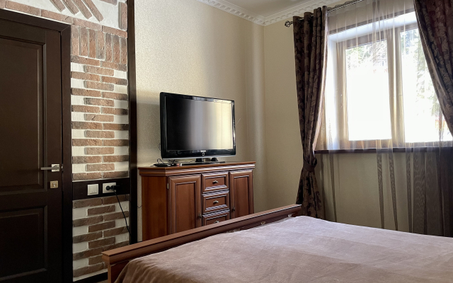 Alaniya Guest House