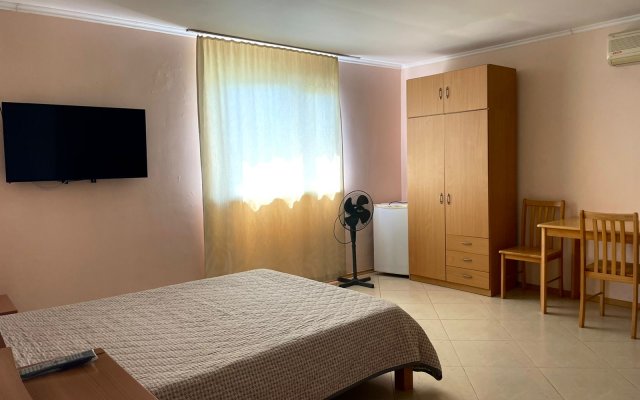 Elling U Morya Guest House