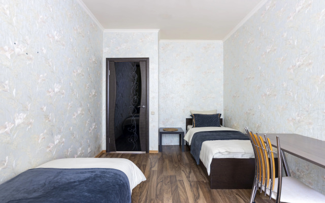 Apartment 3 Bedrooms 2 Bathrooms 8 Guests