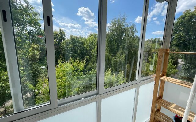 Апартаменты 2-х комнатные апартаменты на Есенина 69