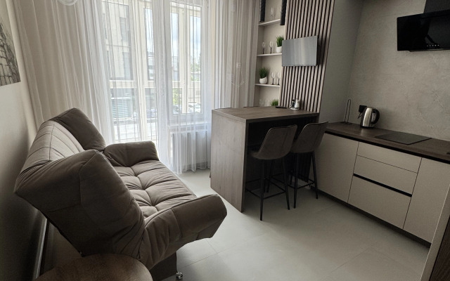 Uyutnaya Novaya S Shikarnym Raspolozheniem Flat
