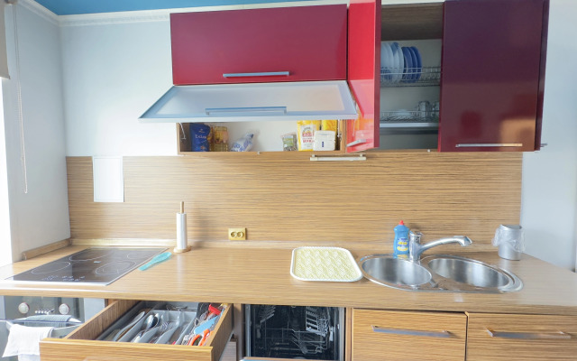 2-Kh Komnatnaya Na Kalandarishvili 40/8 Flat