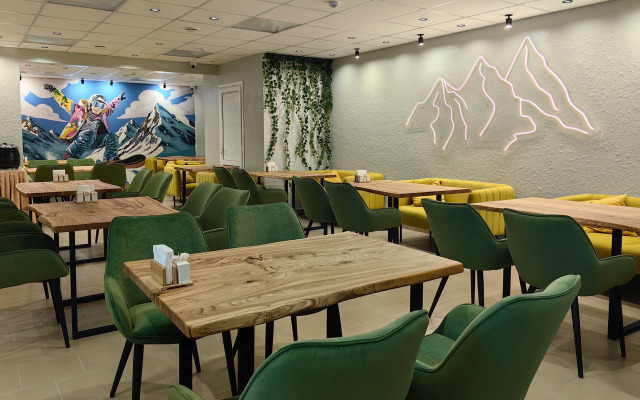 Vals Tsvetov Redance Hotel