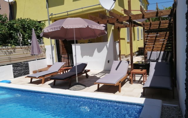 Апартаменты Rustica Zadar with private pool