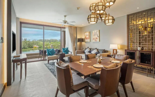 Апартаменты Angsana Oceanview Residences