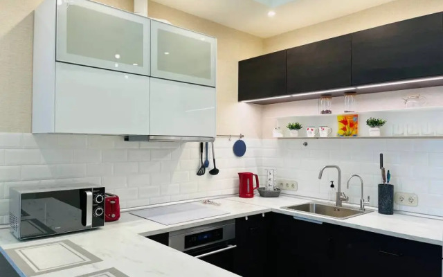 Happy People № Apartment 8