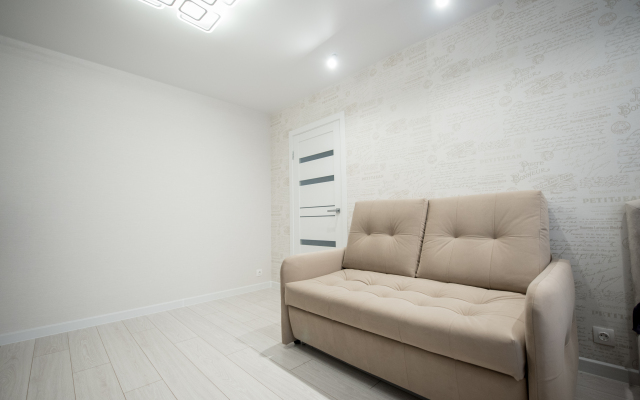 Апартаменты Smile Apartments с Новым Ремонтом Рядом с ОДКБ