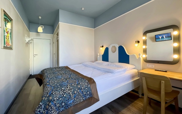 Отель Друзья у Гостиного Двора