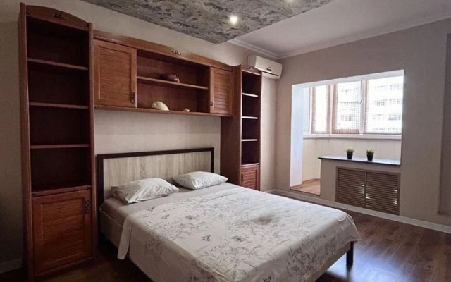 Квартира на Александра Покрышкина, 4/4 (325)