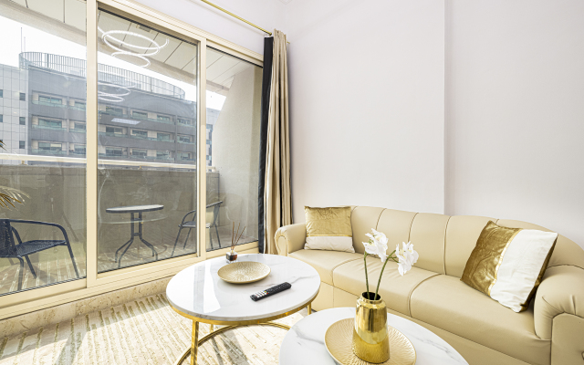 Luxury 1 Bedroom on Marina Walk Apartments