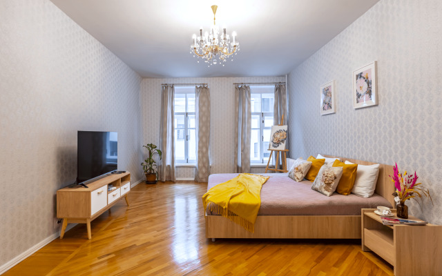 Квартира двухкомнатная у Русского музея