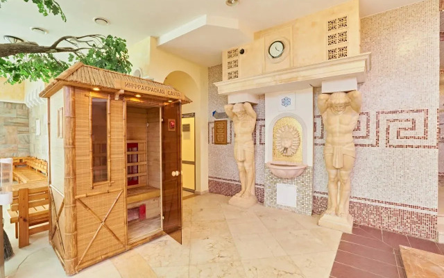Grinn Hotel