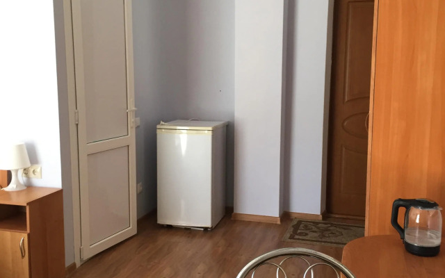San-Mari Guest House