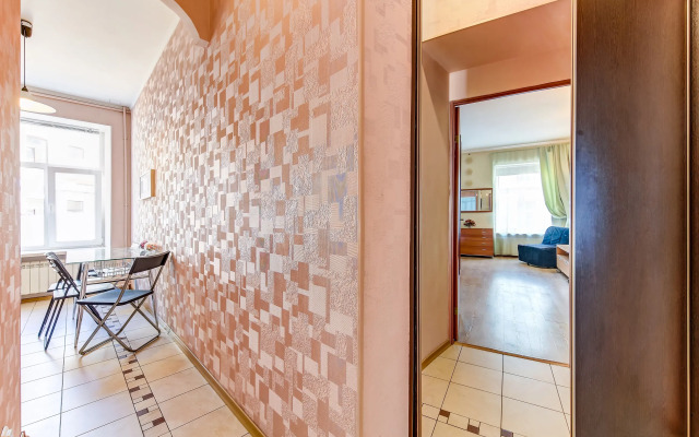 Апартаменты у Дворцовой площади на Невском 11