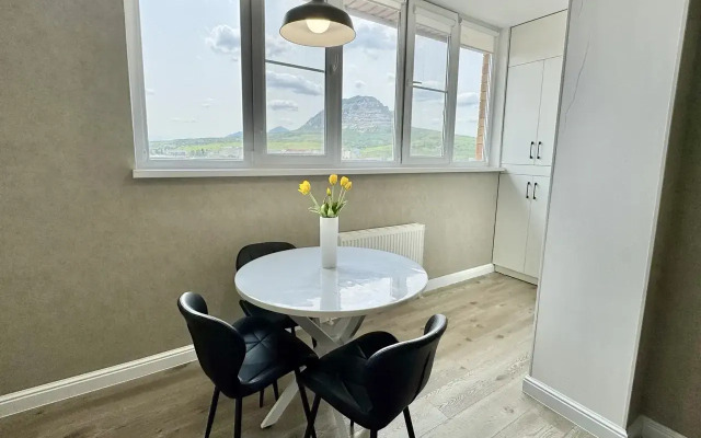 Квартира с видом на горы